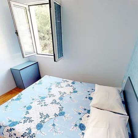 Apartman Sa 2 Spavace Sobe I Pogledom Na More * Podgorica