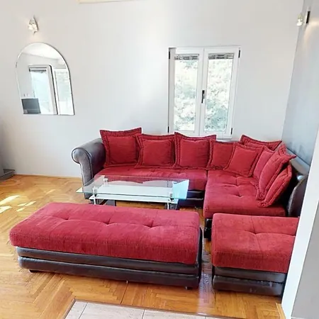 Apartman Sa 2 Spavace Sobe I Pogledom Na More بودغوريتْسا
