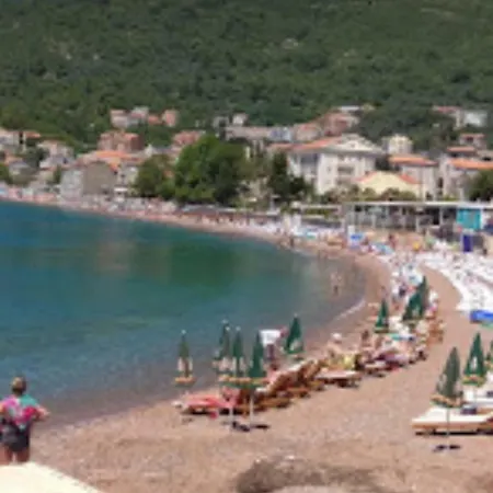 شقة Apartman Sa 2 Spavace Sobe I Pogledom Na More