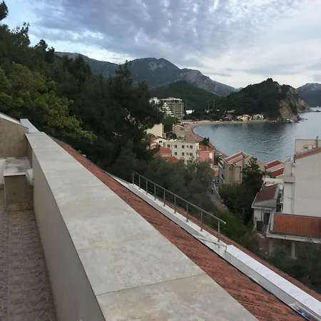 Apartman Sa 2 Spavace Sobe I Pogledom Na More * Podgorica